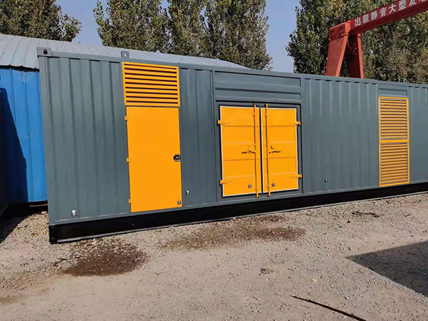 阜龙乡300kw 柴油发电机组用多大的空气开关？